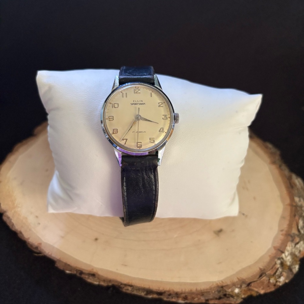 Vintage Elgin windup Watch with Black Strap and Cream Dial